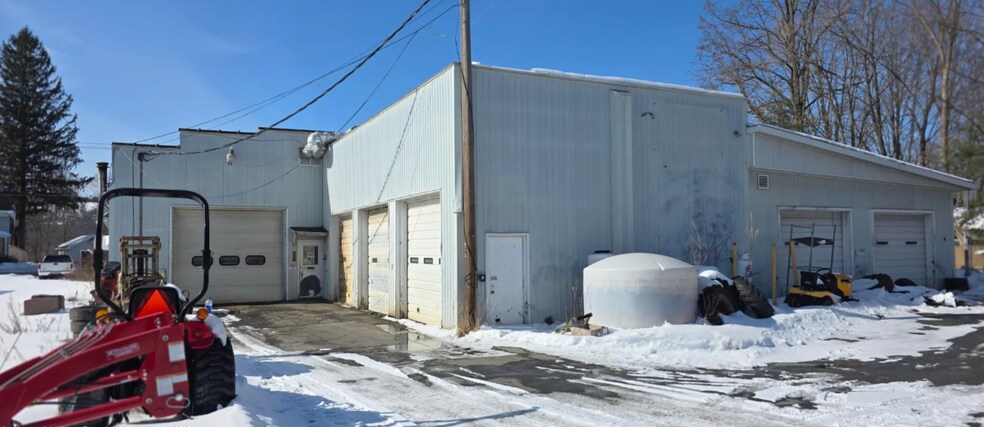 More Photos Of 206 Church St, Hoosick Falls Auto Repair For Sale