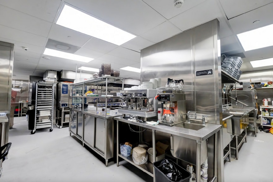 More Photos Of 1100 S Miami Ave, Miami Apartments For Lease