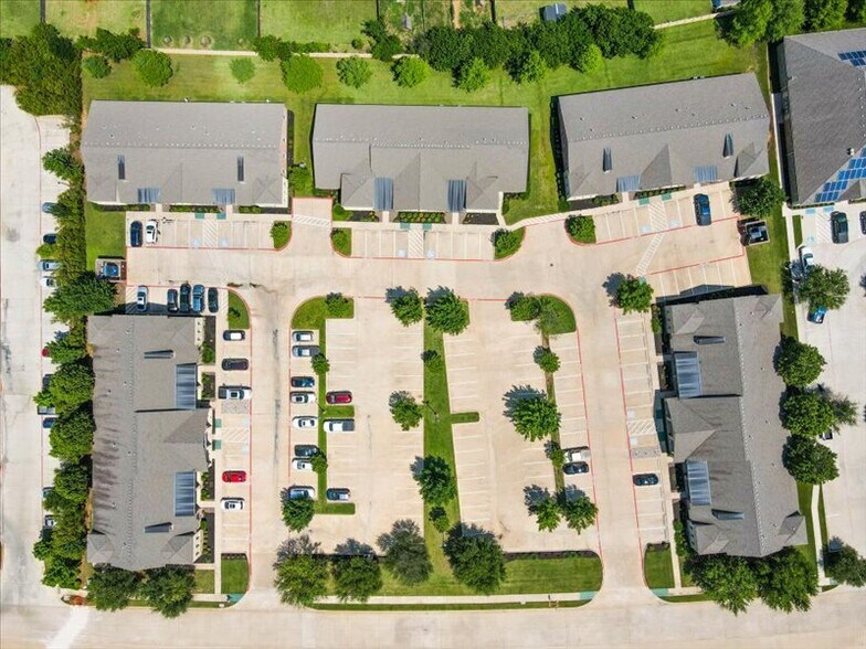 More Photos Of 4821 Merlot Ave, Grapevine Office For Lease