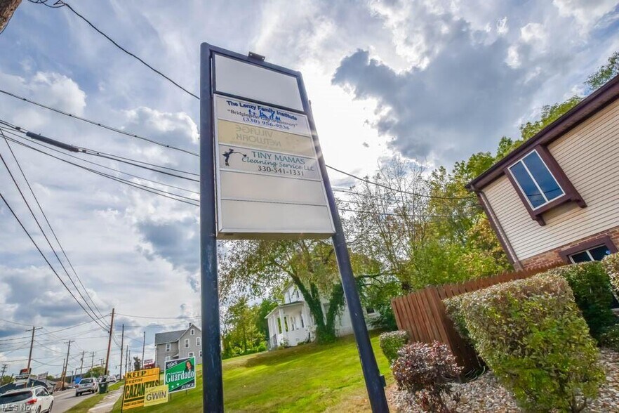 More Photos Of 3757 Cleveland Ave NW, Canton Loft Creative Space For Lease
