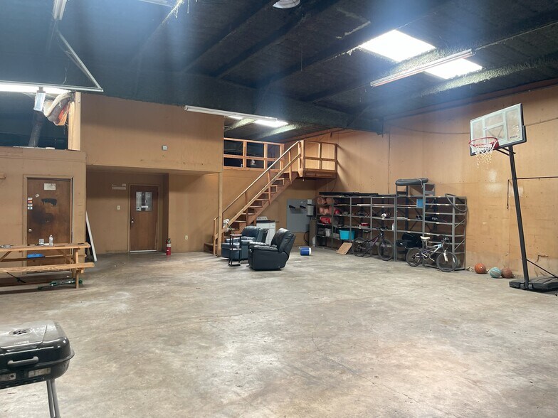 More Photos Of 9941 Mammoth Ave, Baton Rouge Industrial For Lease