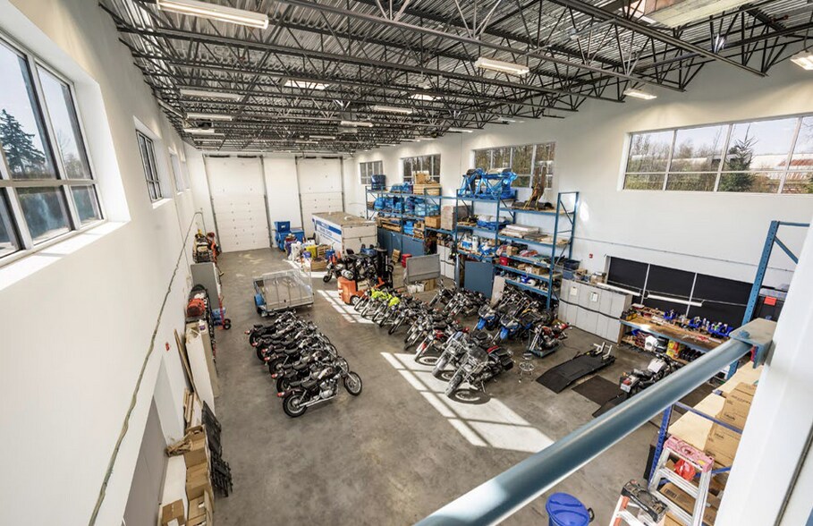 More Photos Of 27078 56th Ave, Langley Office For Lease