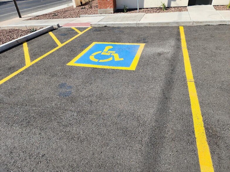 More Photos Of 726 E Monroe Ave, Buckeye Light Distribution For Lease