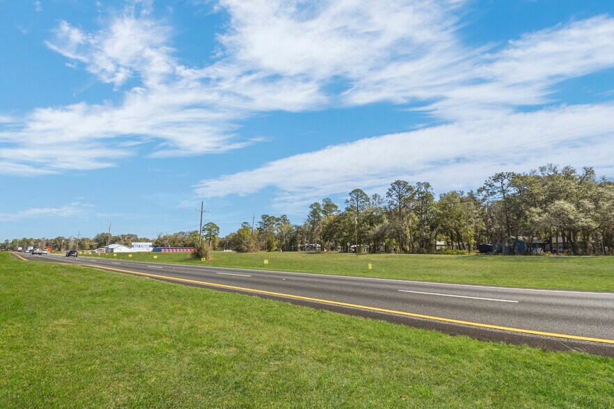 More Photos Of 9150 SE County Road 221, Hampton Land For Sale