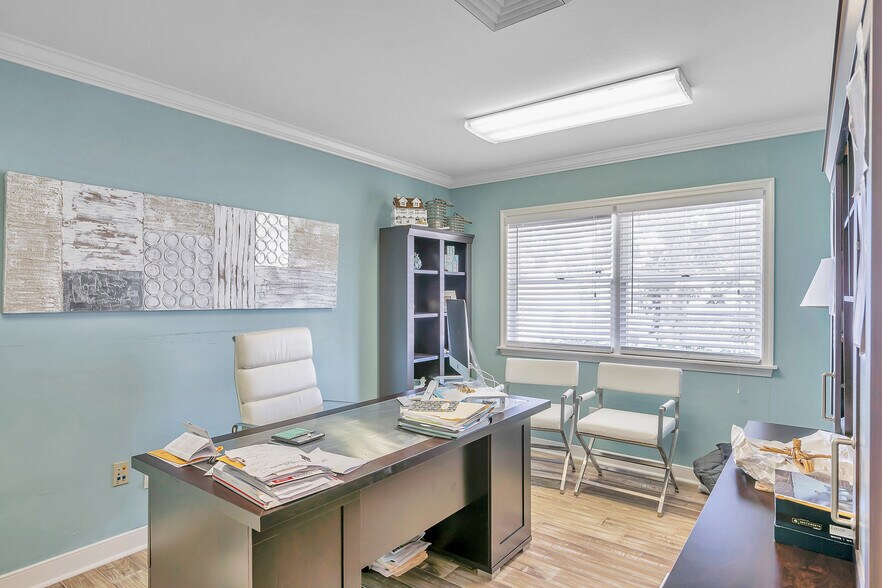 More Photos Of 8200 Seminole Blvd, Seminole Medical For Lease