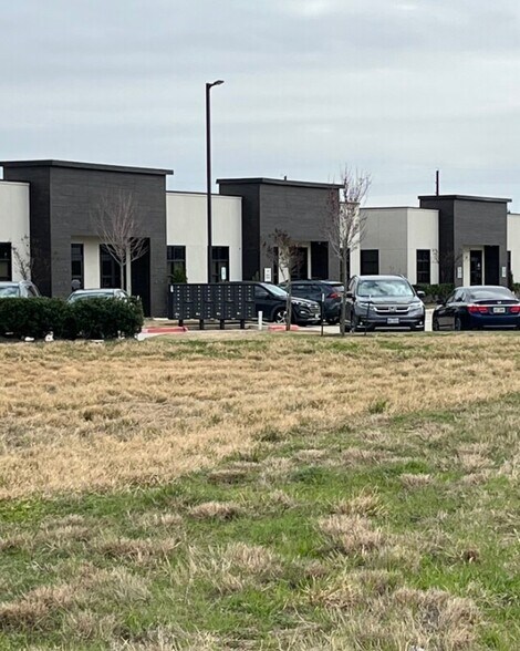 More Photos Of 8118 Fry Rd, Cypress Office For Lease