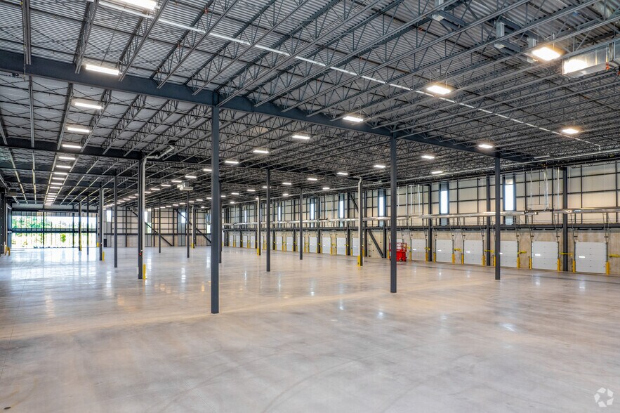 More Photos Of 10725 Louis St. Laurent Av, Milton Unknown For Lease