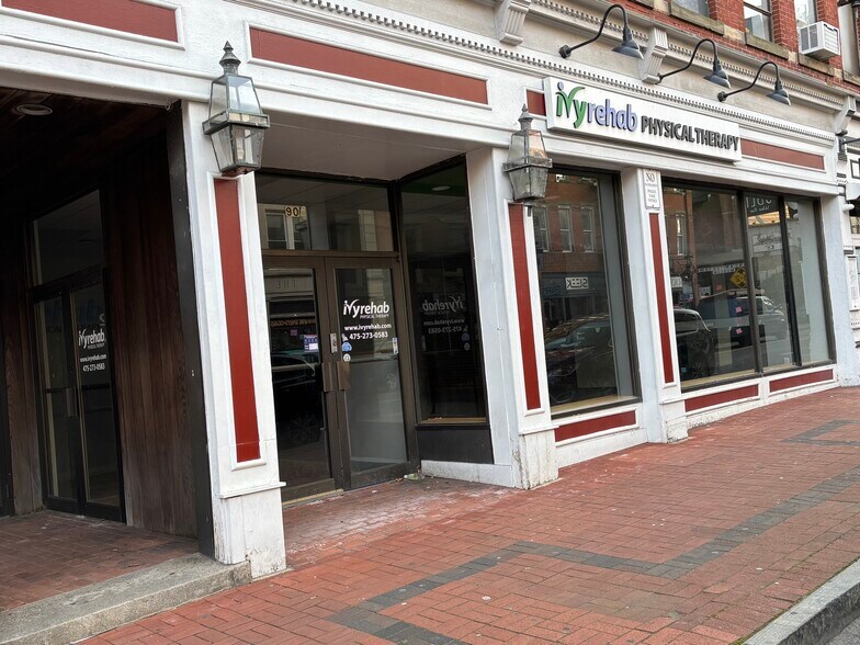 More Photos Of 90 Washington St, Norwalk Apartments For Lease