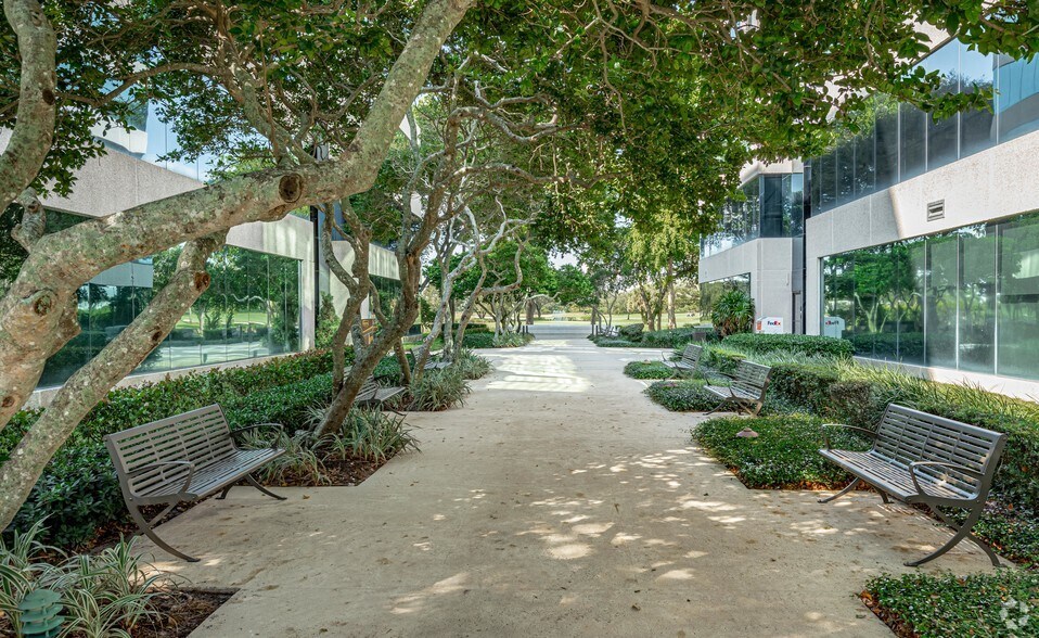 More Photos Of 5901 Broken Sound Pky NW, Boca Raton Office For Lease