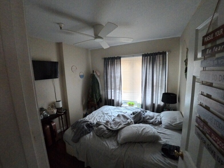 More Photos Of , Saint Petersburg Multifamily For Sale