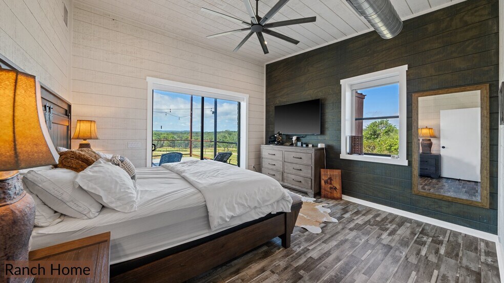 More Photos Of 1430 Gibson Best, Hye Land For Sale