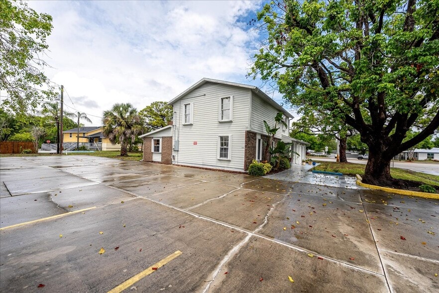 More Photos Of 1514 SE Port St Lucie Blvd, Port Saint Lucie Office For Sale