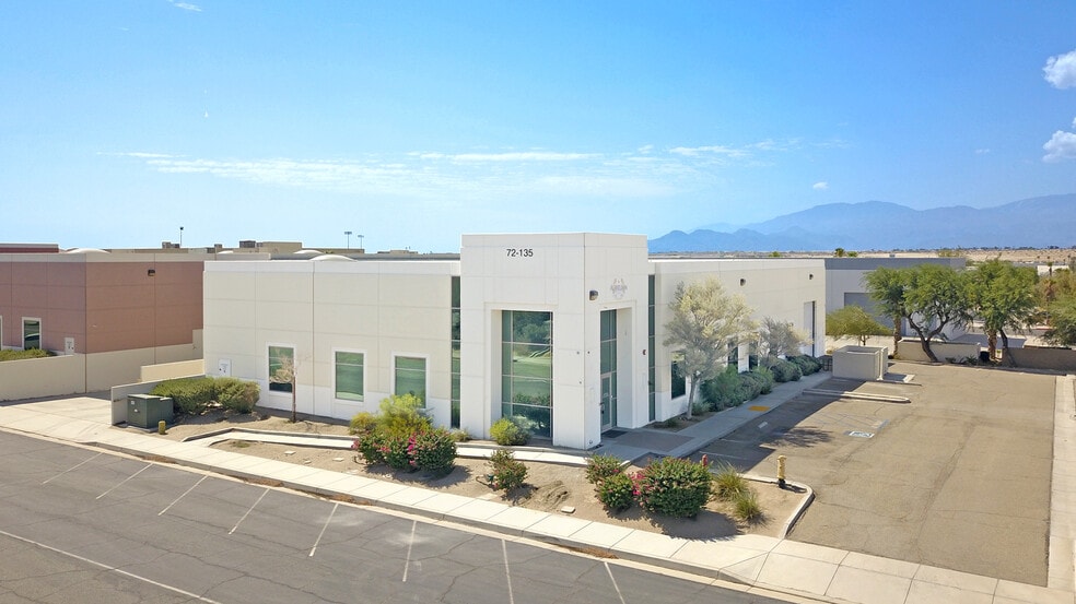 More Photos Of 72135 Woburn Ct, Thousand Palms Warehouse For Lease