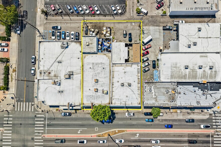 More Photos Of , Reseda General Retail For Sale