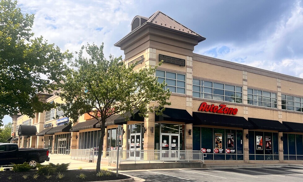 More Photos Of 21430 Cedar Dr, Sterling Storefront Retail Office For Lease