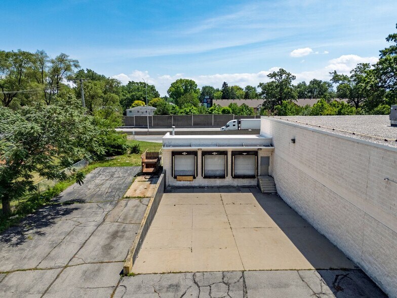 More Photos Of 4485 Monroe St, Toledo Freestanding For Lease