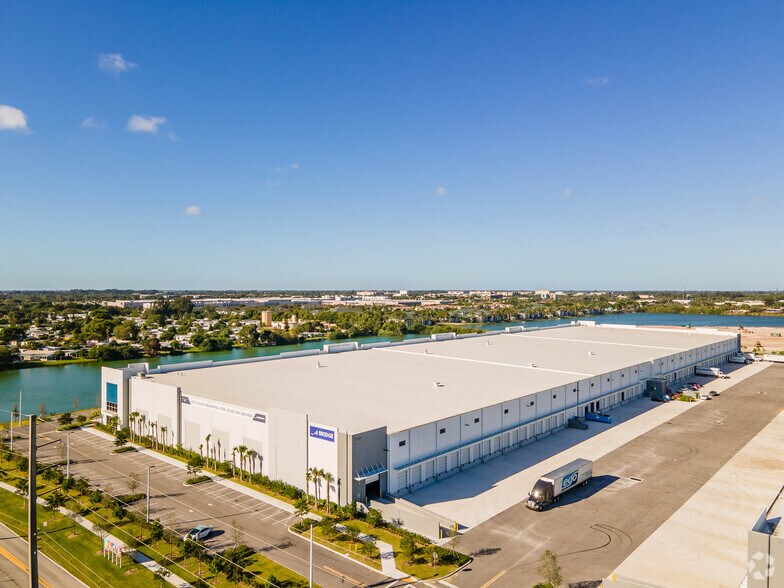 More Photos Of 2750 Bridge Way, Davie Distribution For Lease