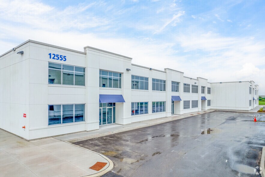 Primary Photo Of 12555 Coleraine Dr, Caledon Flex For Lease