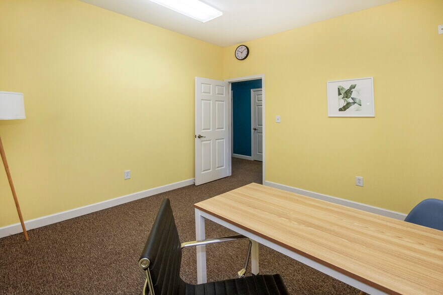 More Photos Of 4409 Central Ave Pike, Knoxville Office For Sale