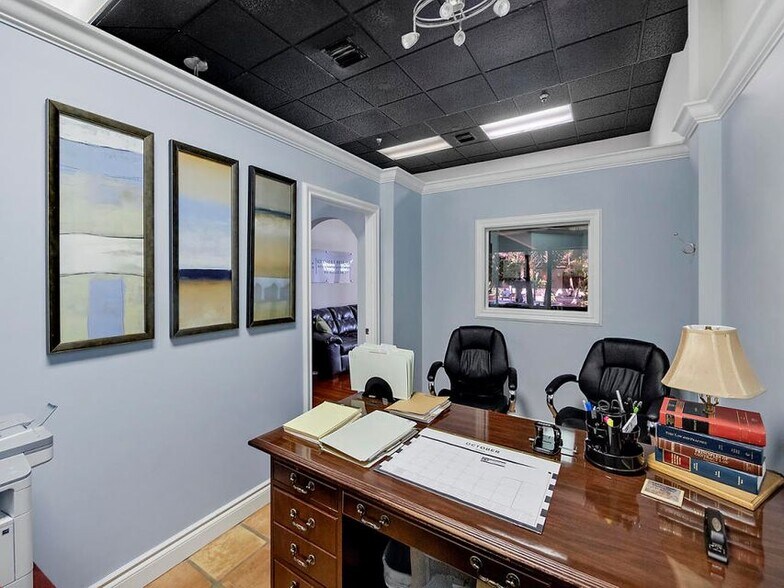 More Photos Of 330 Clematis St, West Palm Beach Storefront Retail Office For Sale