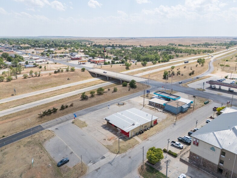 More Photos Of 103 Interstate 40, Shamrock Restaurant For Sale