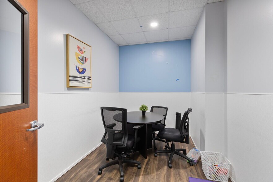 More Photos Of 12101 Grant Rd, Cypress Medical For Sale