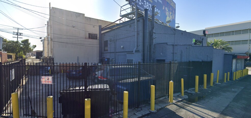 More Photos Of 4058-4060 Crenshaw Blvd, Los Angeles General Retail For Lease