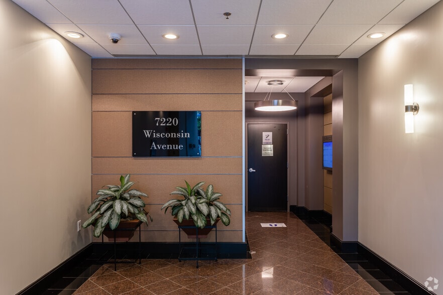 More Photos Of 7220 Wisconsin Ave, Bethesda Medical For Lease