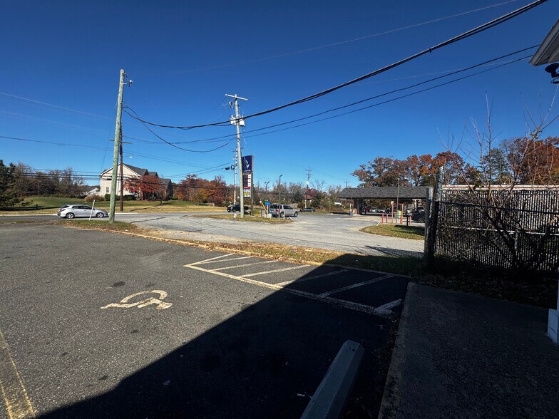 More Photos Of 9502 Allentown Rd, Fort Washington General Retail For Sale