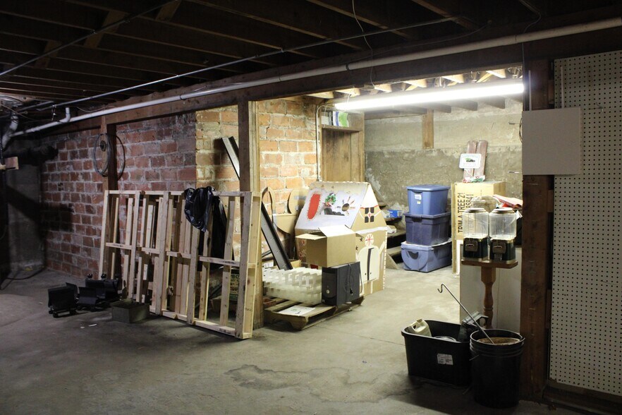 More Photos Of 800 Box Butte Ave, Hemingford General Retail For Sale