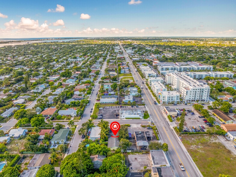 More Photos Of 1008 18th Ave N, Lake Worth Beach Apartments For Sale