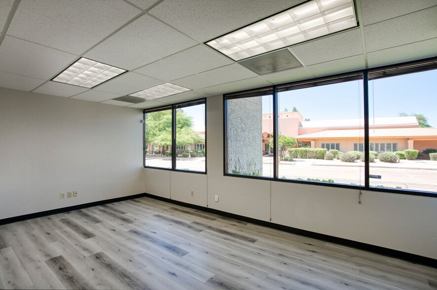More Photos Of 4801 S Lakeshore Dr, Tempe Office For Lease