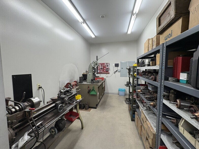 More Photos Of 928 County Road 480, Marquette Service For Sale