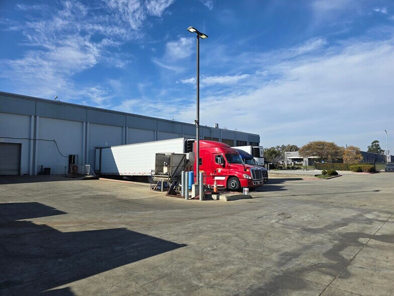 More Photos Of 3524 Investment Blvd, Hayward Refrigeration Cold Storage For Lease