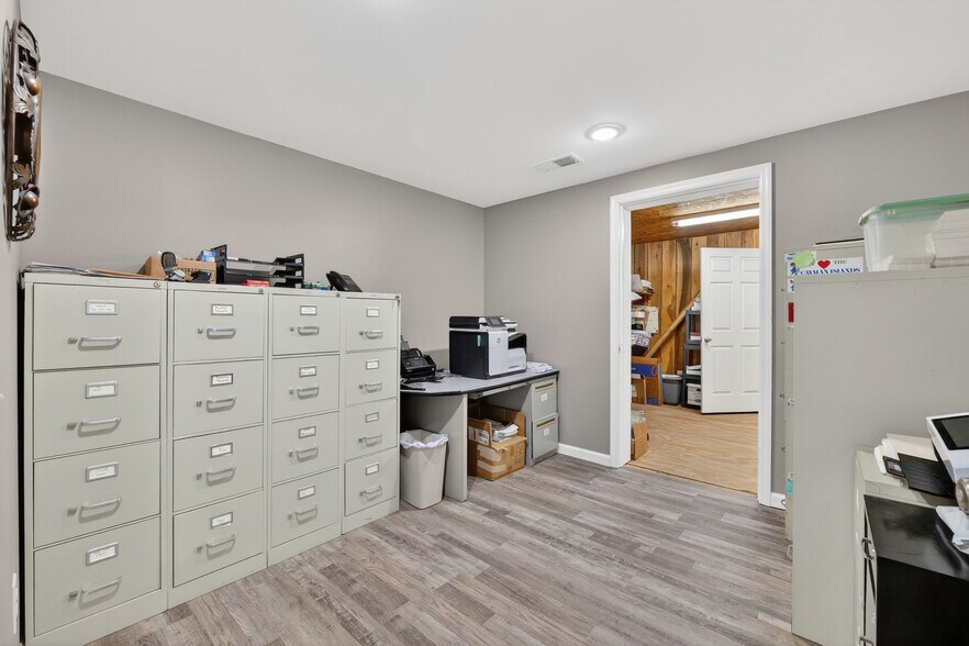 More Photos Of 2668 Huntsville Hwy, Fayetteville General Retail For Sale