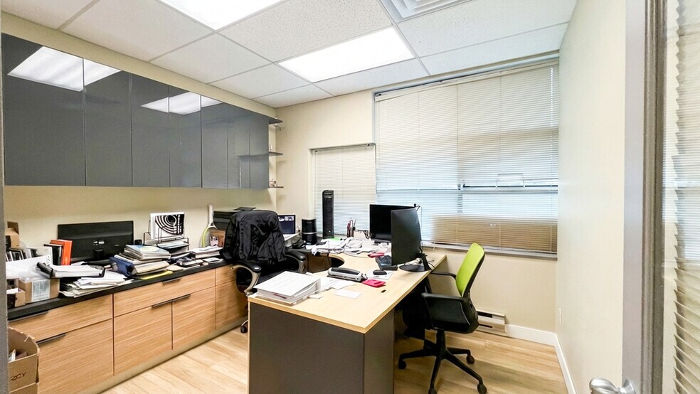 More Photos Of 13988 Cambie Rd, Richmond Flex For Sale