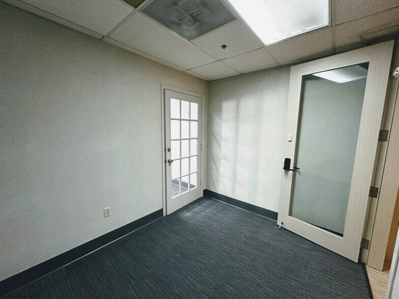 More Photos Of 1110 Brickell Ave, Miami Office Residential For Sale