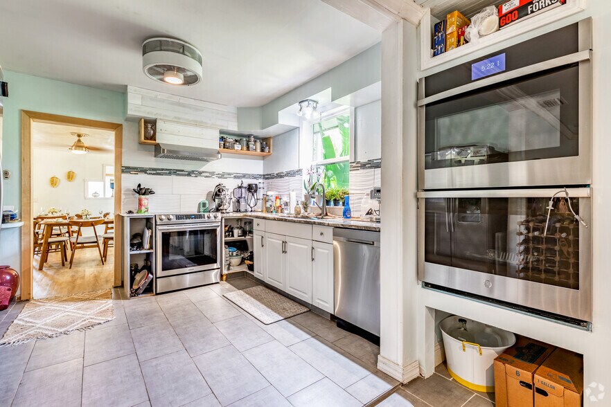 More Photos Of 1128 E Manatee Ave, Bradenton Hotel For Sale