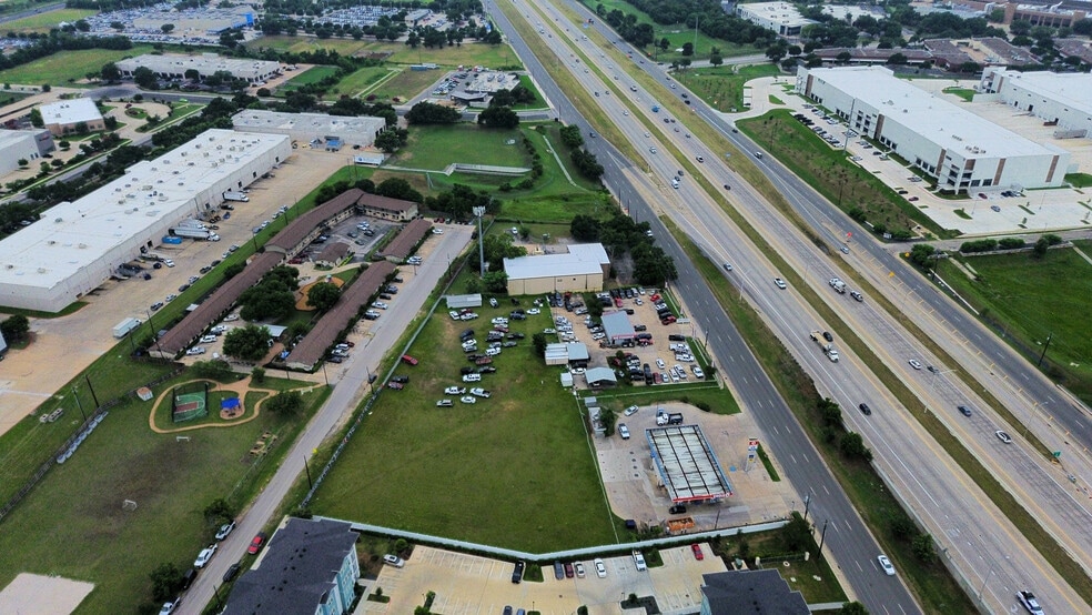 More Photos Of 5919 E Ben White Blvd, Austin Auto Dealership For Sale