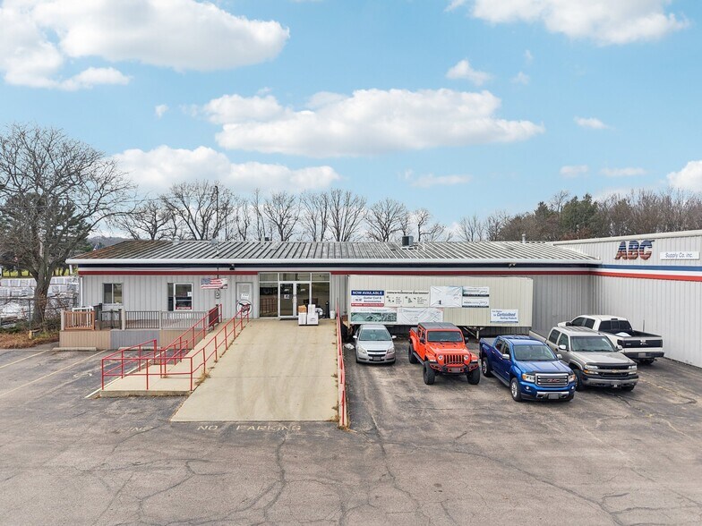 More Photos Of E10620 State Road 33, Baraboo Industrial For Lease