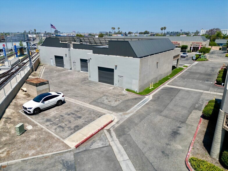 More Photos Of 13902 Harbor Blvd, Garden Grove Warehouse For Sale