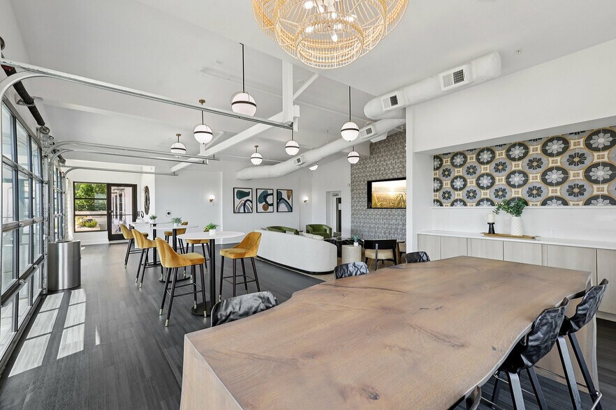 More Photos Of 6050 Roswell Rd NE, Sandy Springs Apartments For Lease