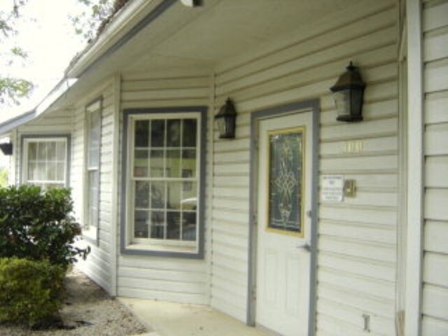 More Photos Of 515 E Court St, Seguin Office Residential For Lease