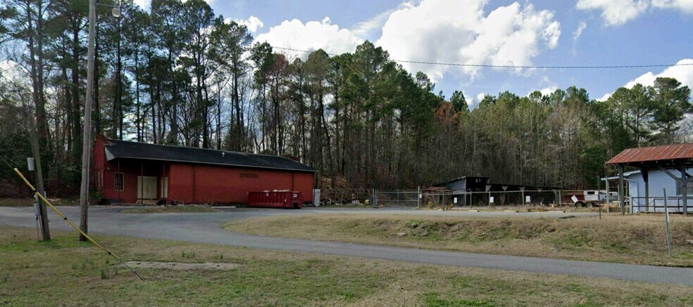 More Photos Of 907 N Washington St, Wadesboro Industrial For Sale