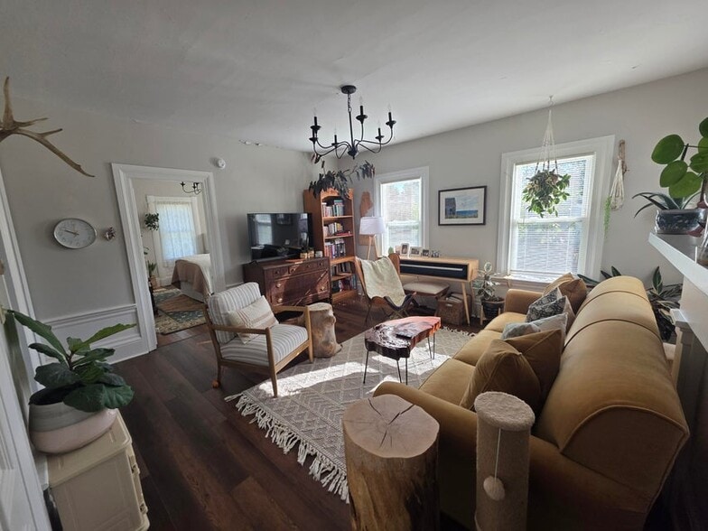 More Photos Of 12 Gay St, Rockland Apartments For Sale