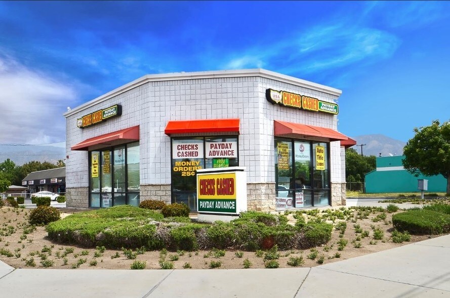 Primary Photo Of 25716 Base Line St, San Bernardino Freestanding For Lease