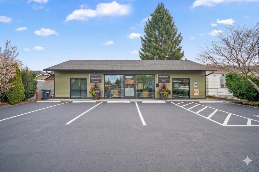 More Photos Of 1714 S 2nd St, Mount Vernon Office For Lease