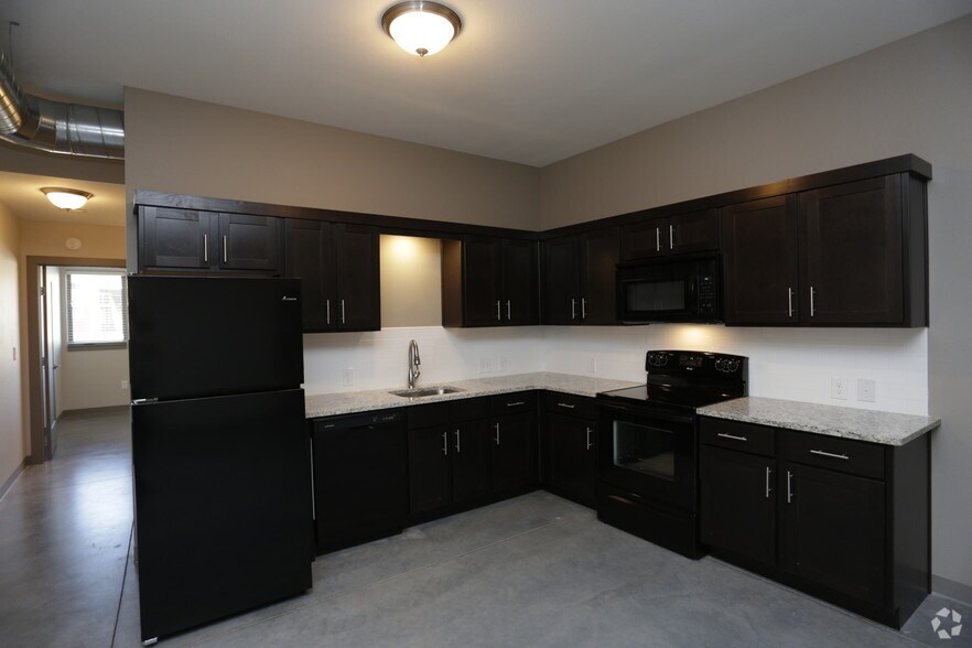 More Photos Of 429 W Central Ave, Wichita Apartments For Sale