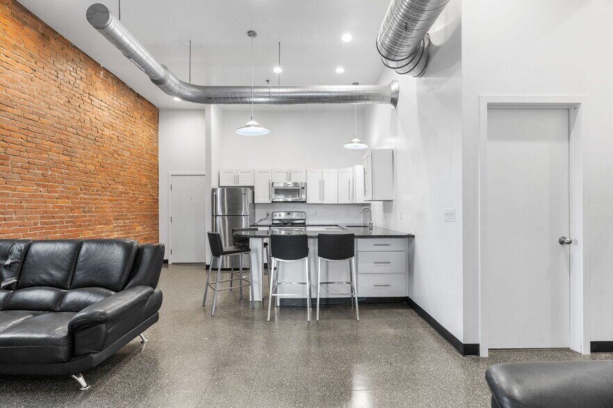 More Photos Of 123 Court St, Binghamton Apartments For Sale
