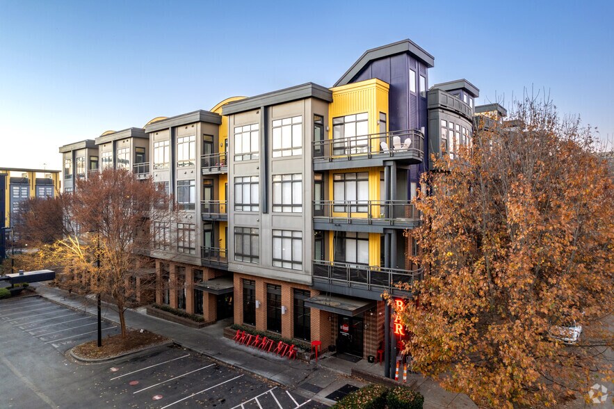 More Photos Of 810 E 7th St, Charlotte Apartments For Lease